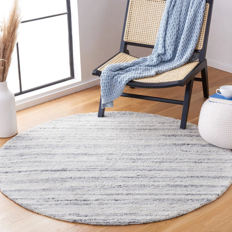 Safavieh Casablanca 5'-0" x 5'-0" Rug in Grey / Ivory