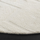 Safavieh Audrey 6'-0" x 6'-0" Rug in Ivory