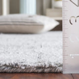 Safavieh Renewal 4'-0" x 6'-0" Rug in Grey