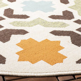 Safavieh Veranda 6'-7" x 6'-7" Rug in Cream / Terracotta
