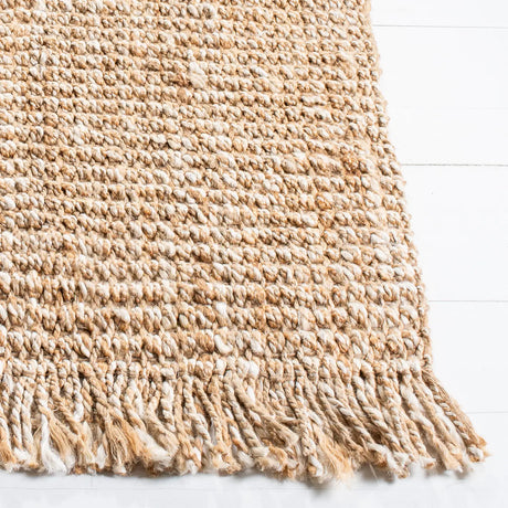 Safavieh Natural Fiber 4'-0" x 6'-0" Rug in Natural / Beige
