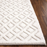 Safavieh Vermont 4'-0" x 6'-0" Rug in Ivory