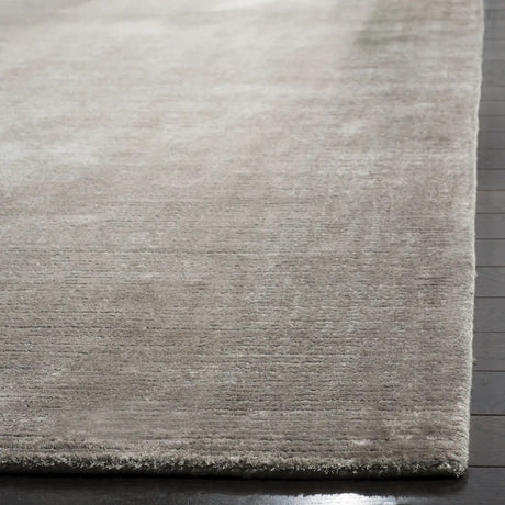 Safavieh Mirage 6'-0" x 9'-0" Rug in Grey
