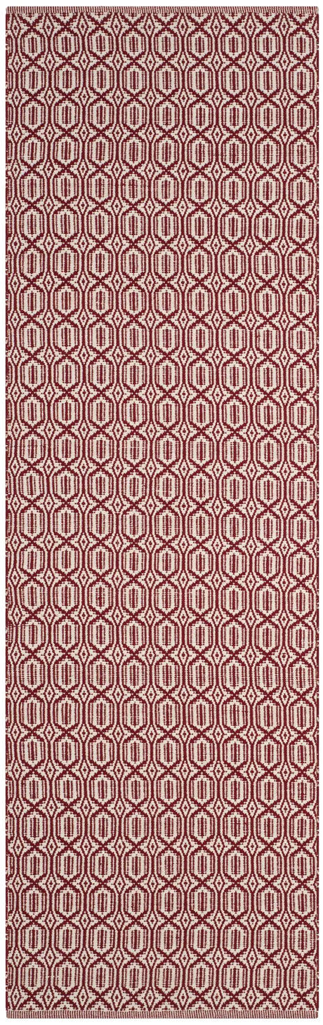 Safavieh Montauk 2'-3" x 8'-0" Rug in Ivory / Red