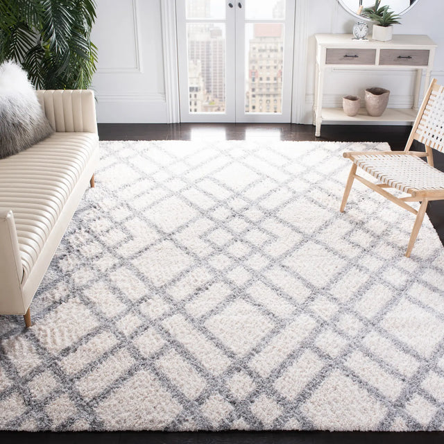 Safavieh Berber Shag 200 10'-0" x 14'-0" Rug in Cream / Grey