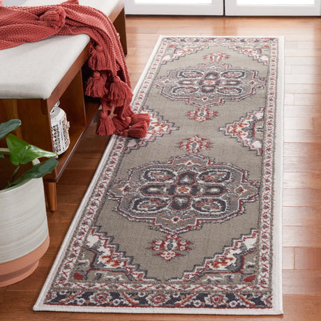 Safavieh Pyramid 2'-2" x 8'-0" Rug in Grey/Ivory / Rust
