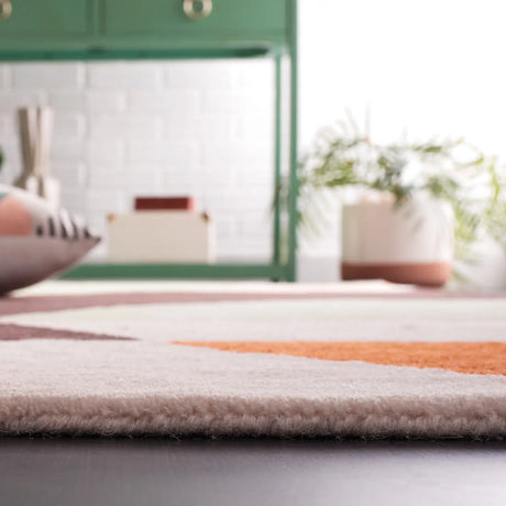 Safavieh Rodeo Drive 4'-0" x 6'-0" Rug in Green / Brown