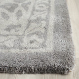 Safavieh Bella 10'-0" x 14'-0" Rug in Grey / Silver