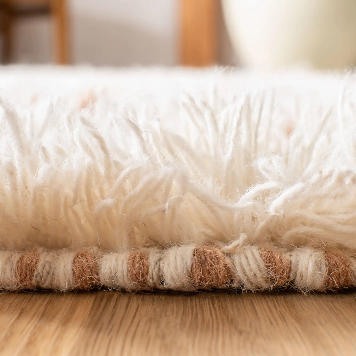Safavieh Casablanca 4'-0" x 6'-0" Rug in Rust / Ivory