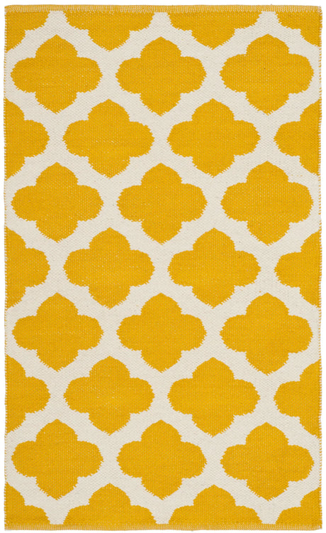 Safavieh Montauk 2'-0" x 3'-0" Rug in Yellow / Ivory
