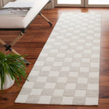 Safavieh Martha Stewart 2'-3" x 8'-0" Rug in Beige / Ivory