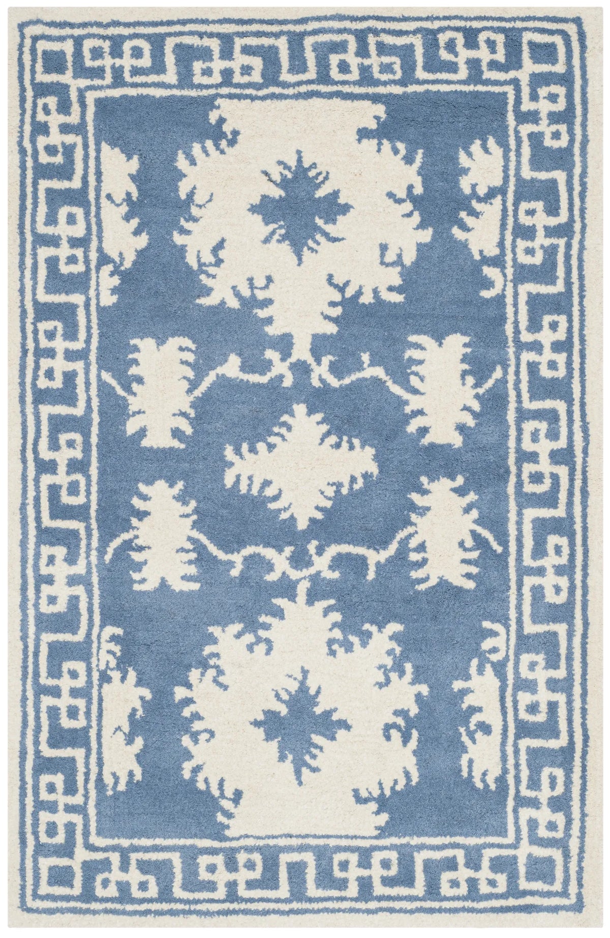 Safavieh Bella 2'-6" x 4'-0" Rug in Blue / Ivory