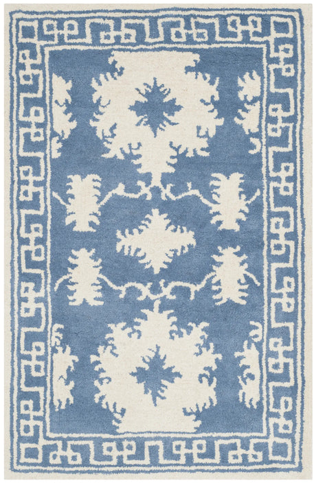 Safavieh Bella 2'-6" x 4'-0" Rug in Blue / Ivory