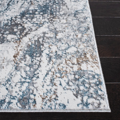 Safavieh Sonoma 4'-5" x 6'-5" Rug in Ivory / Light Blue