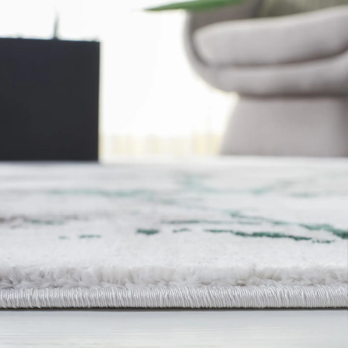Safavieh Craft 4'-0" x 6'-0" Rug in Grey / Green