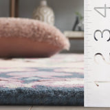 Safavieh Bellagio 4'-0" x 6'-0" Rug in Pink / Ivory
