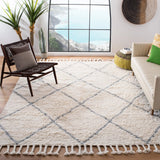 Safavieh Casablanca 6'-0" x 9'-0" Rug in Blue / Ivory