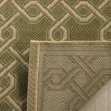 Safavieh Martha Stewart 4'-0" x 5'-7" Rug in Green / Creme