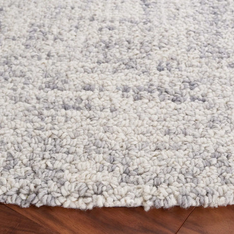 Safavieh Abstract 6'-0" x 6'-0" Rug in Grey / Ivory