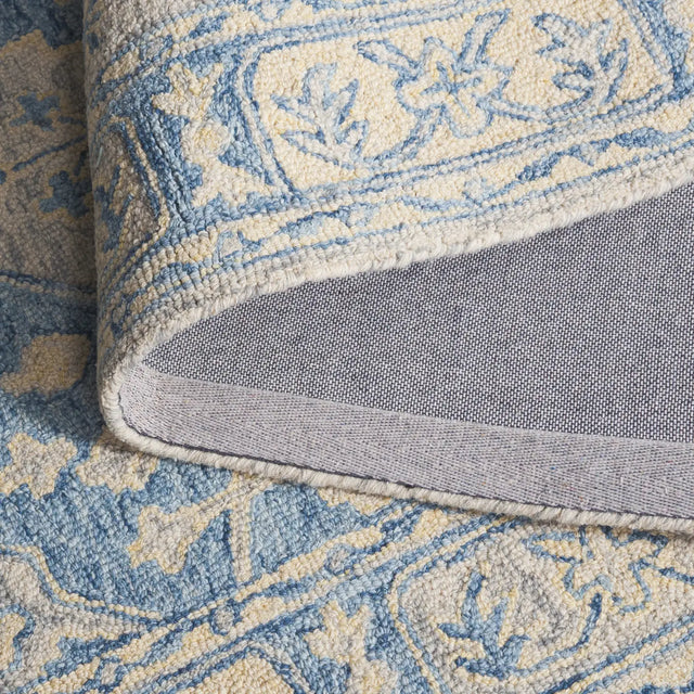 Safavieh Metro 4'-0" x 6'-0" Rug in Blue / Ivory