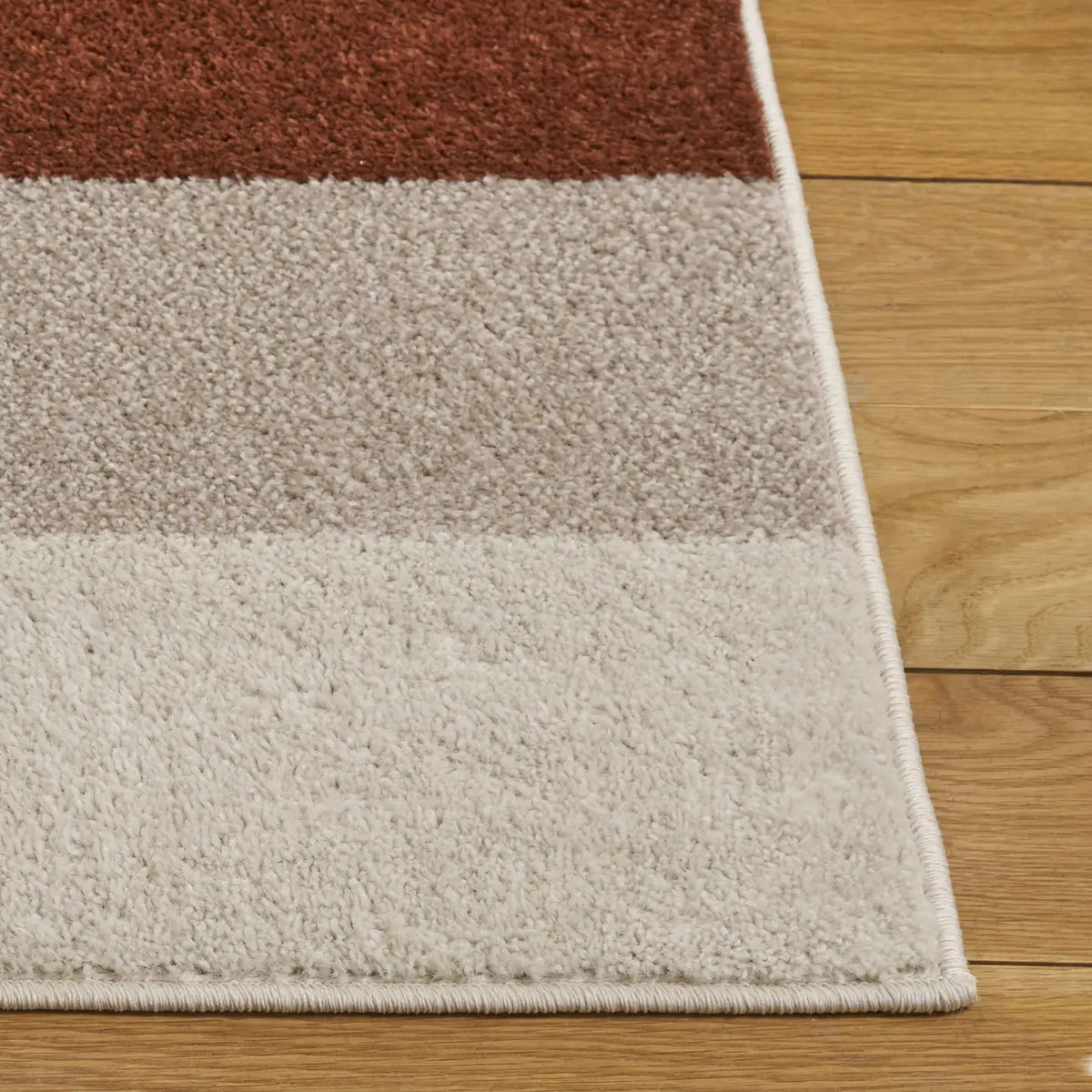 Safavieh Adirondack 4'-0" x 6'-0" Rug in Beige / Rust