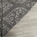 Safavieh Kilim 5'-0" x 8'-0" Rug in Grey / Dark Grey
