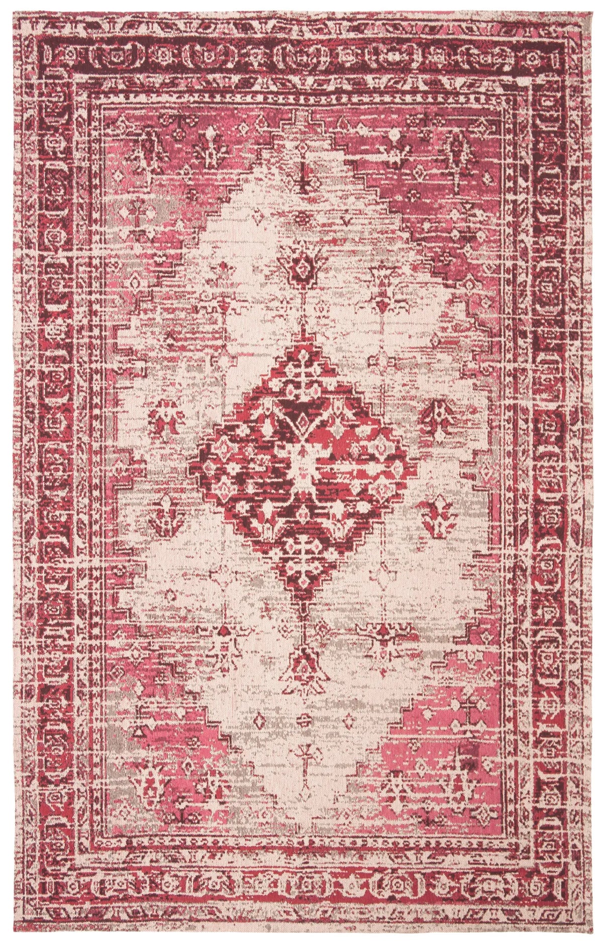 Safavieh Classic Vintage 5'-0" x 8'-0" Rug in Fuchisa