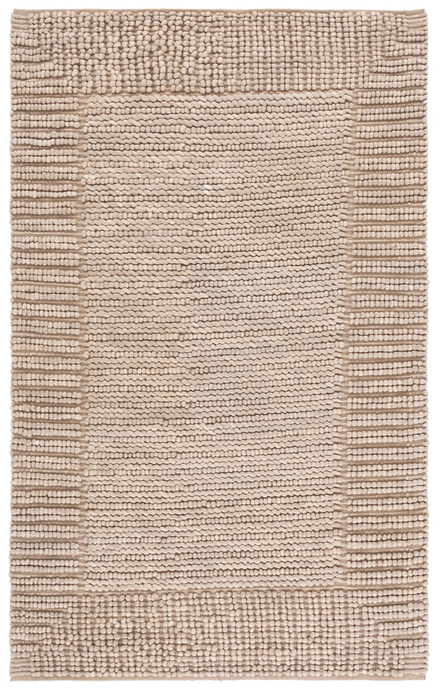 Safavieh Natura 4'-0" x 6'-0" Rug in Taupe