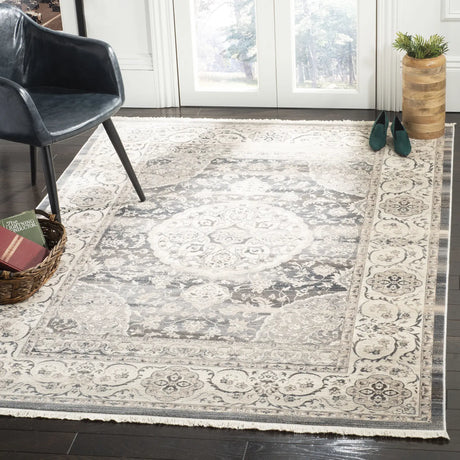 Safavieh Vintage Persian 4'-0" x 6'-0" Rug in Dark Grey / Ivory