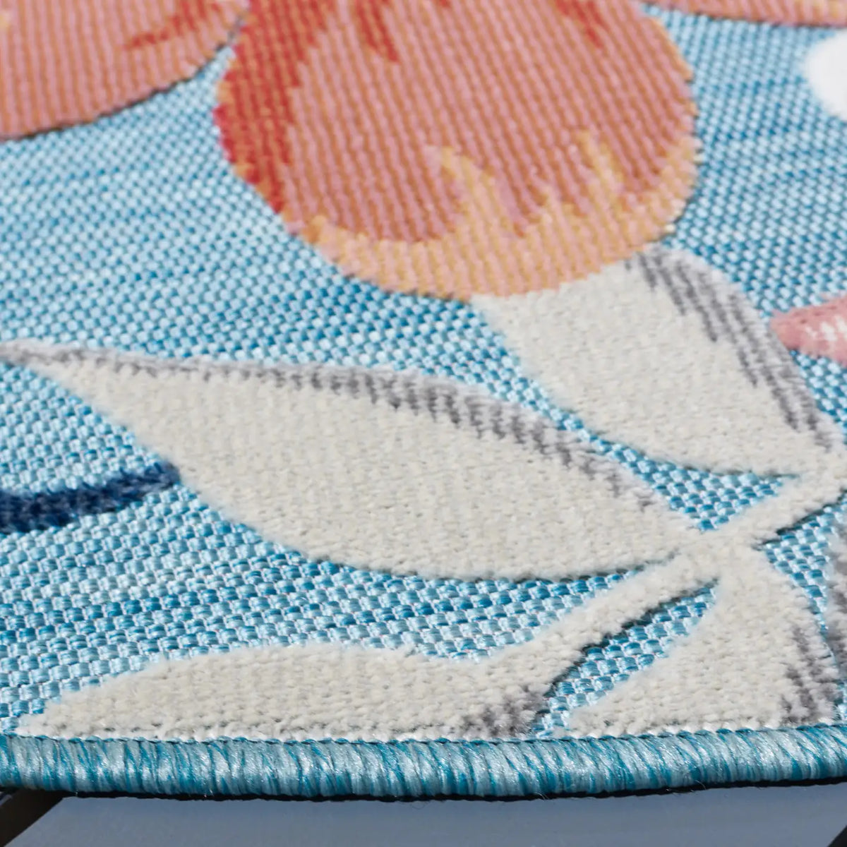 Safavieh Cabana 5'-1" x 5'-1" Rug in Aqua / Rust
