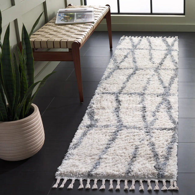 Safavieh Berber Fringe Shag 2'-0" x 8'-0" Rug in Cream / Grey