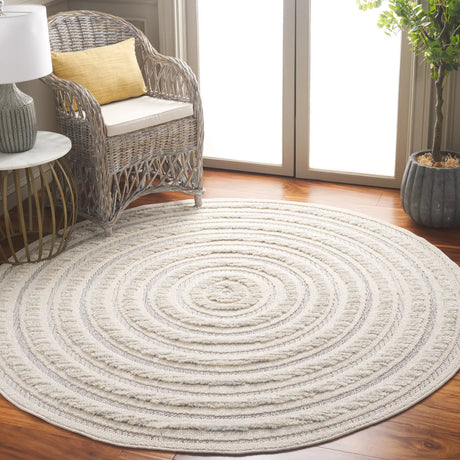 Safavieh Chloe 6'-7" x 6'-7" Rug in Ivory / Grey