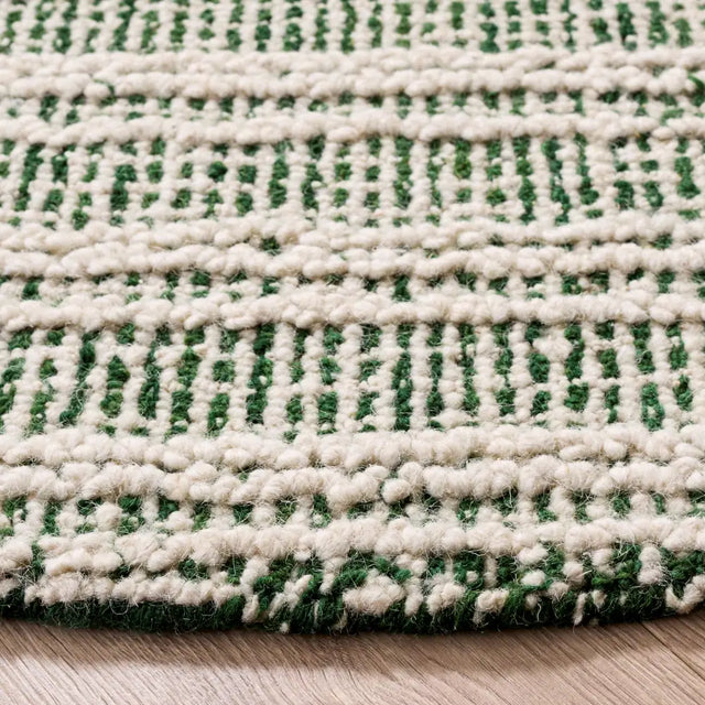 Safavieh Metro 6'-0" x 6'-0" Rug in Green / Ivory