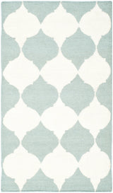 Safavieh Dhurries 2'-6" x 4'-0" Rug in Blue / Ivory