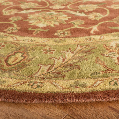 Safavieh Golden Jaipur 6'-0" x 6'-0" Rug in Rust / Green