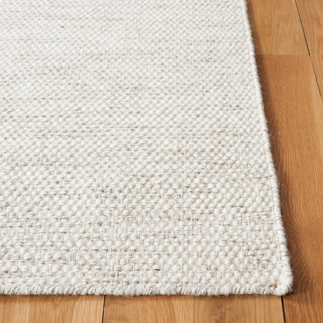 Safavieh Natura 4'-0" x 6'-0" Rug in Ivory / Light Grey
