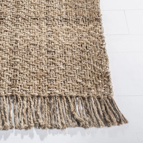 Safavieh Natural Fiber 4'-0" x 6'-0" Rug in Grey / Natural