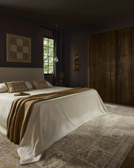 Loloi Elora ELR-07 Traditional Power Loomed Mushroom, Ochre Rug - room scene 1