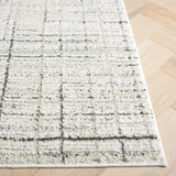 Safavieh Northport 4'-0" x 6'-0" Rug in Ivory / Charcoal