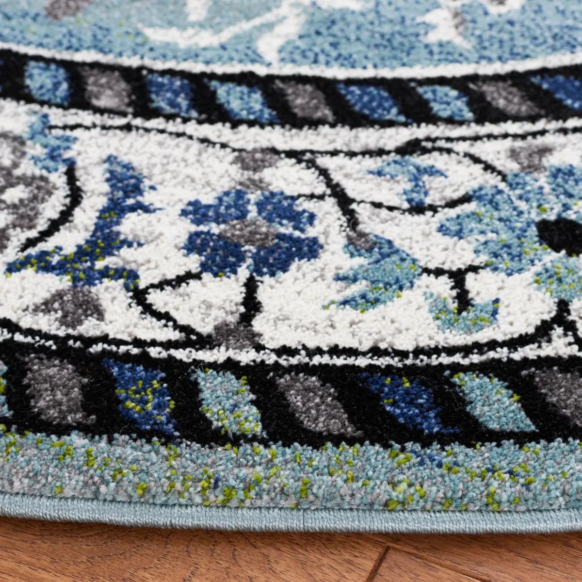 Safavieh Vintage Hamadan 6'-7" x 6'-7" Rug in Blue Green / Ivory