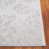 Safavieh Saylor 100 4'-0" x 6'-0" Rug in Ivory