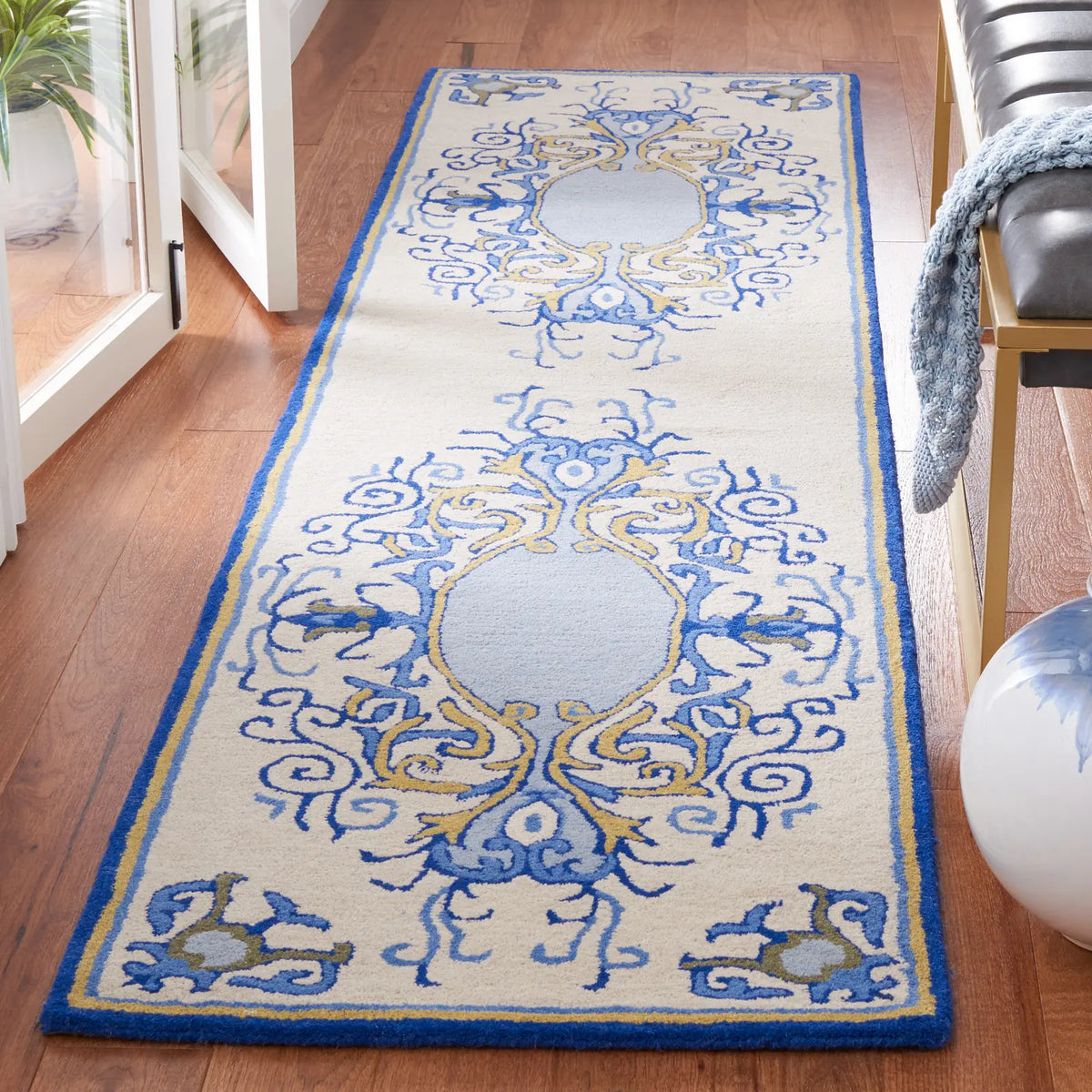 Safavieh Empire 2'-3" x 9'-0" Rug in Blue / Ivory