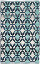 Safavieh Montauk 2'-6" x 4'-0" Rug in Turquoise / Multi