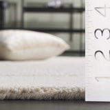 Safavieh Mykonos 4'-0" x 6'-0" Rug in Ivory