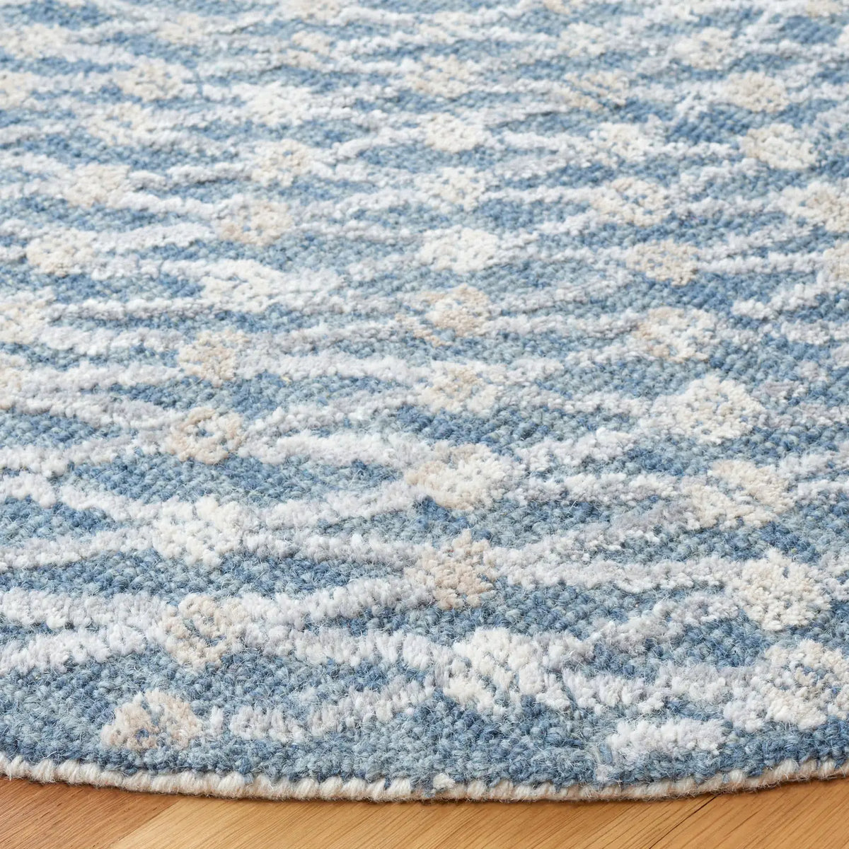 Safavieh Metro 6'-0" x 6'-0" Rug in Grey / Beige