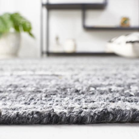 Safavieh Mirage 4'-0" x 6'-0" Rug in Dark Grey / Ivory