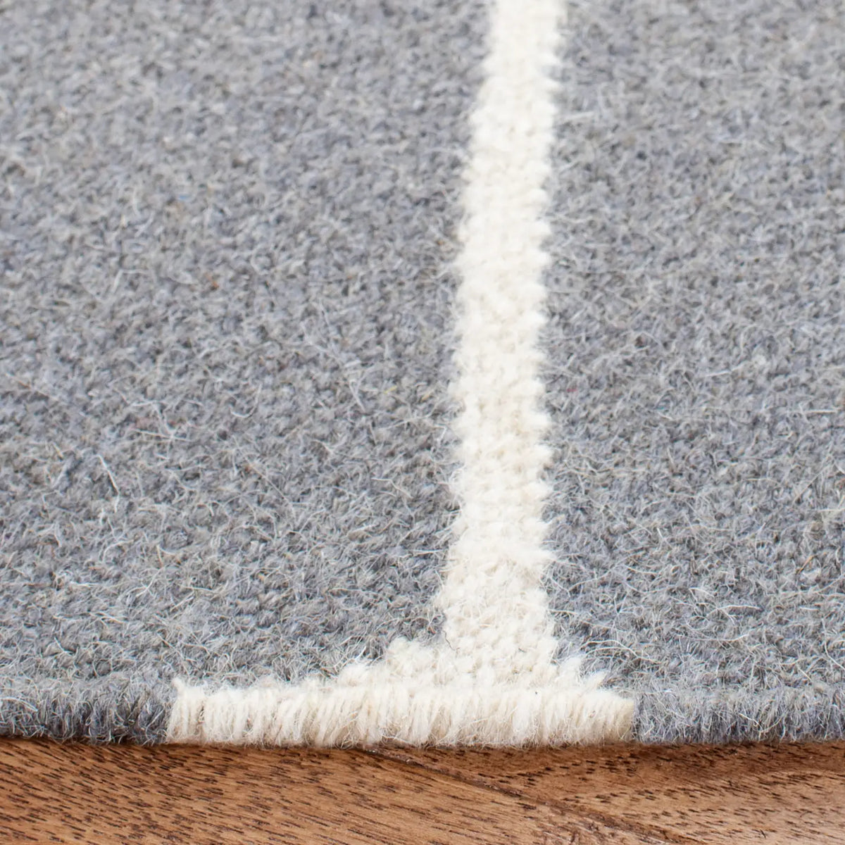 Safavieh Dhurries 6'-0" x 6'-0" Rug in Grey / Ivory