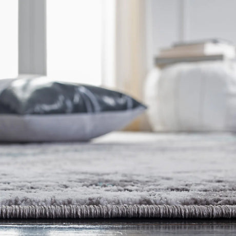 Safavieh Amelia 4'-5" x 6'-5" Rug in Grey / Turquoise