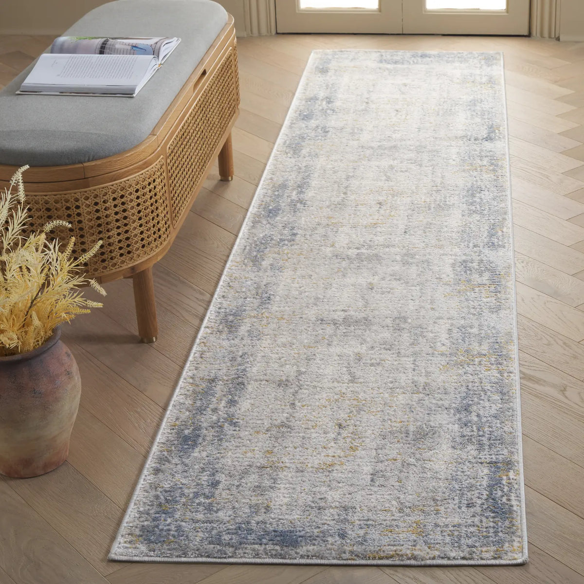 Safavieh Palma 2'-2" x 9'-0" Rug in Beige / Light Blue