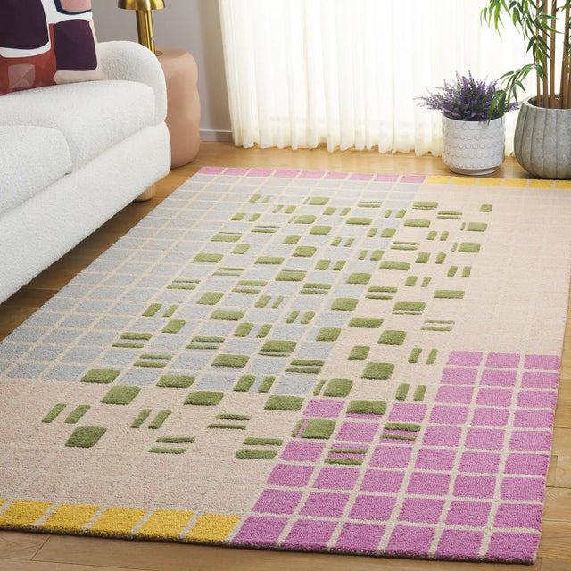 Safavieh Genre 4'-0" x 6'-0" Rug in Light Pink / Green
